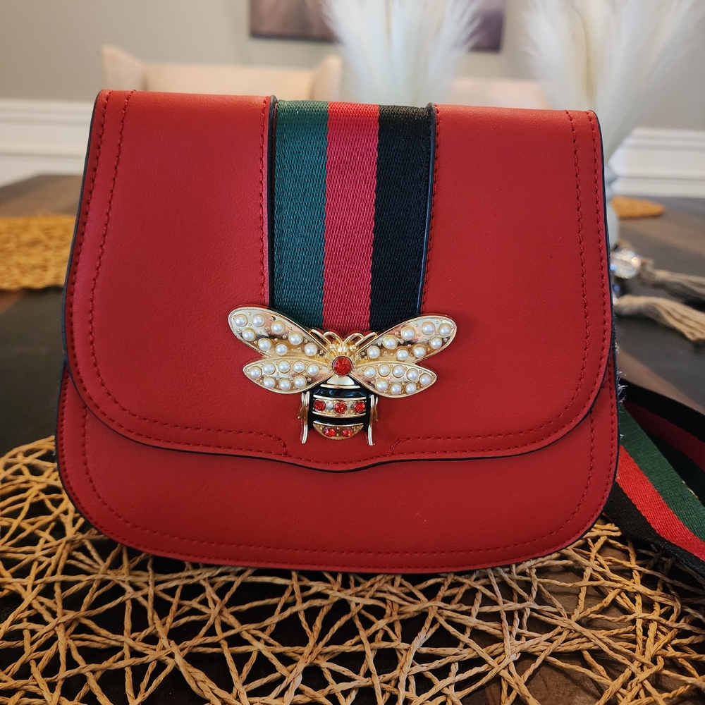 Chic Red Crossbody Bag with Bee Detail
